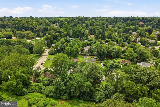 8703 PATTON RD, Glenside, PA 19038