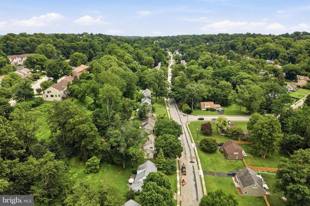 8703 PATTON RD, Glenside, PA 19038