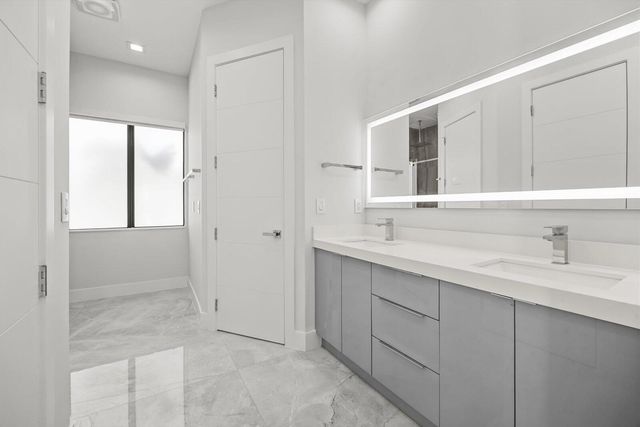 3291 SE West Snow Road, Port St. Lucie, FL 34984