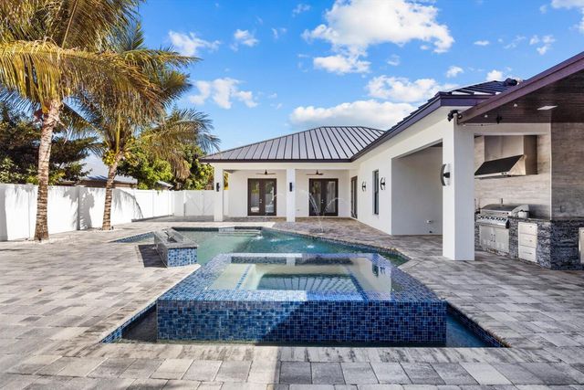 3291 SE West Snow Road, Port St. Lucie, FL 34984