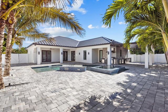 3291 SE West Snow Road, Port St. Lucie, FL 34984