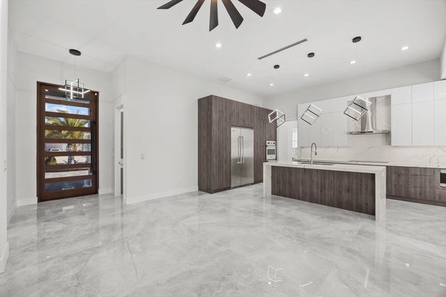 3291 SE West Snow Road, Port St. Lucie, FL 34984