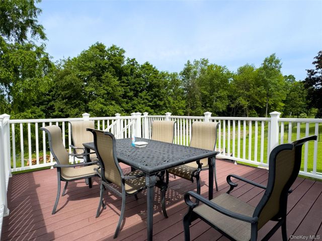 423 Rock Cut Road, Walden, NY 12586