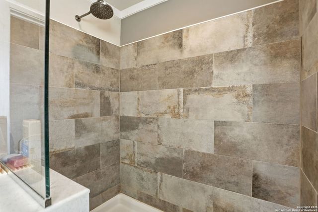 639 COUNTY ROAD 4614, Castroville, TX 78009