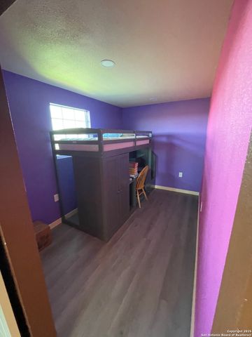 639 COUNTY ROAD 4614, Castroville, TX 78009