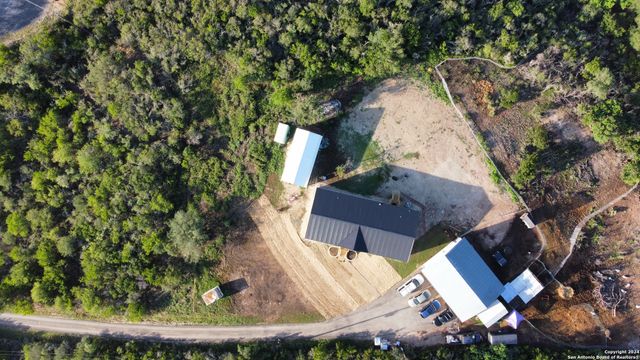 639 COUNTY ROAD 4614, Castroville, TX 78009