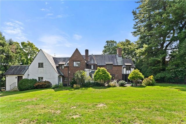 4 Bradford Road, Scarsdale, NY 10583
