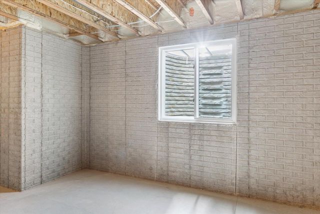 394 Sandy CIRCLE, Pewaukee, WI 53072