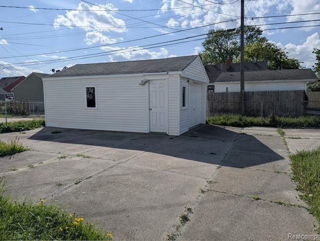 1256 Ferris Avenue, Lincoln Park, MI 48146