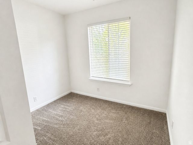 1320 E RAPTOR RD, Eagle Mountain, UT 84005