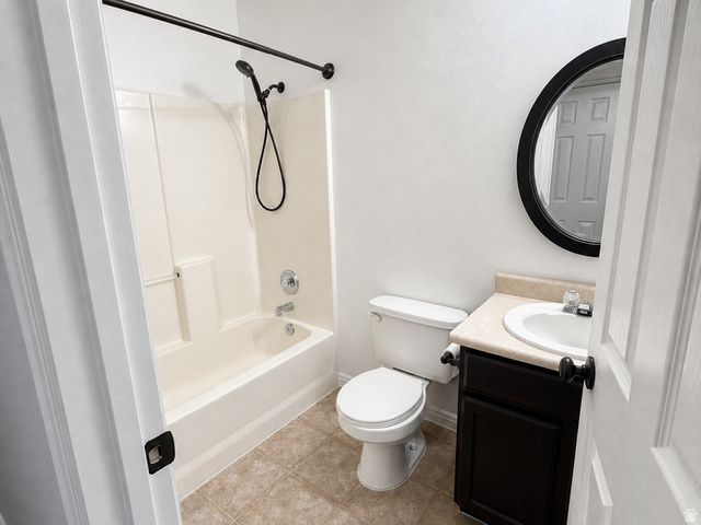 1320 E RAPTOR RD, Eagle Mountain, UT 84005