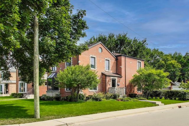 3472 W North Shore Avenue, Lincolnwood, IL 60712