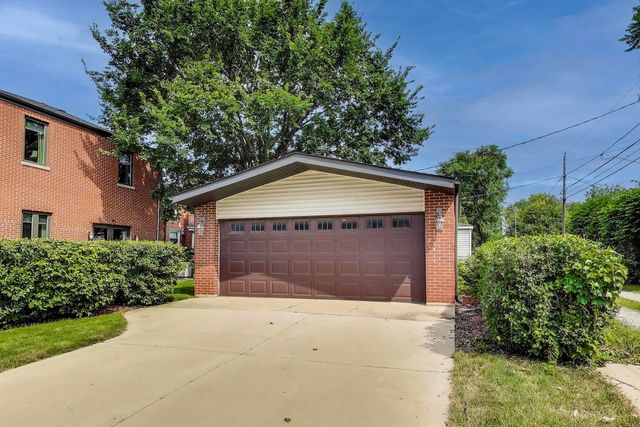3472 W North Shore Avenue, Lincolnwood, IL 60712