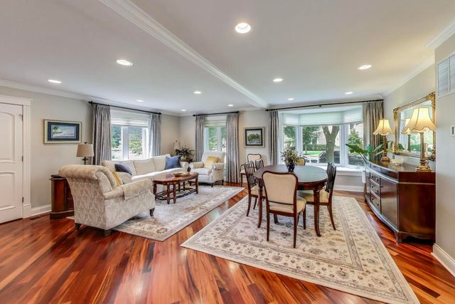 3472 W North Shore Avenue, Lincolnwood, IL 60712