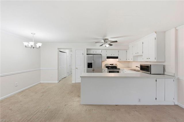 125 Wellesley DR, Newport News, VA 23606