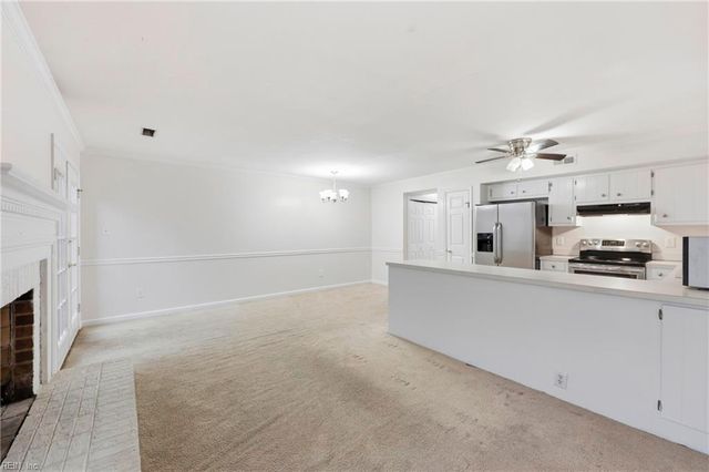 125 Wellesley DR, Newport News, VA 23606