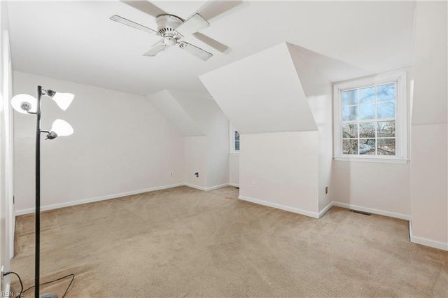 125 Wellesley DR, Newport News, VA 23606