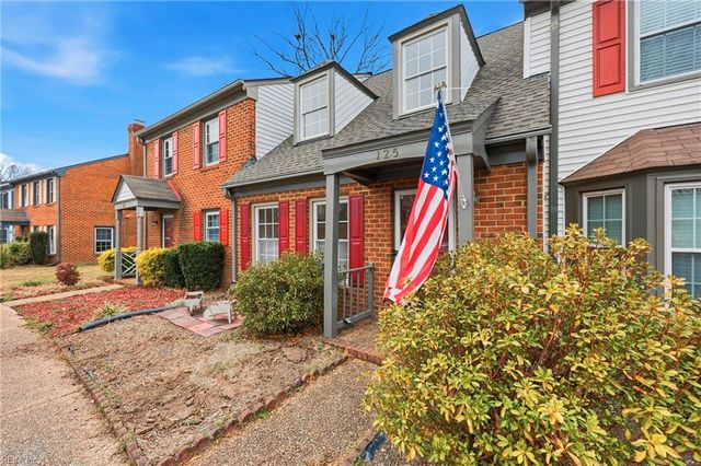 125 Wellesley DR, Newport News, VA 23606