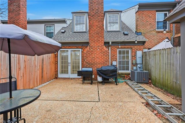 125 Wellesley DR, Newport News, VA 23606