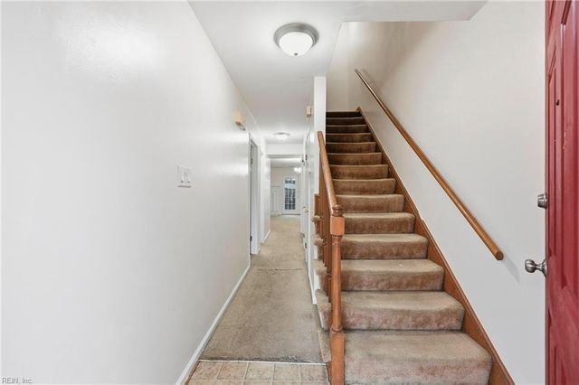 125 Wellesley DR, Newport News, VA 23606