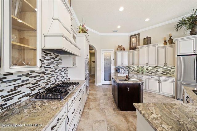 906 Casa Dolce Casa Circle, Rockledge, FL 32955
