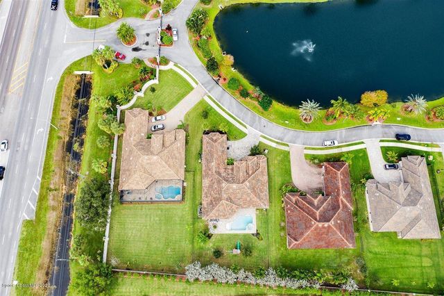 906 Casa Dolce Casa Circle, Rockledge, FL 32955