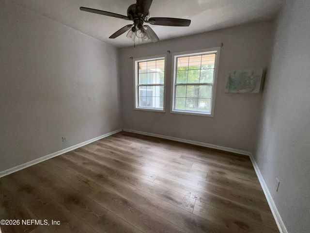 2737 LAKE SHORE Boulevard, Jacksonville, FL 32210