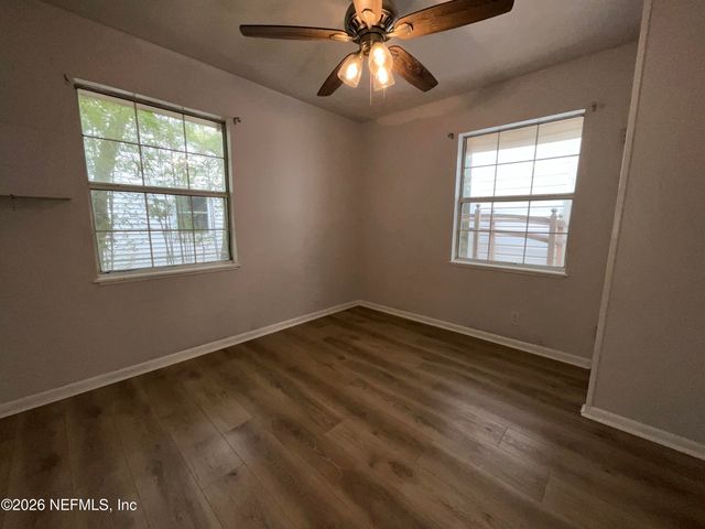 2737 LAKE SHORE Boulevard, Jacksonville, FL 32210