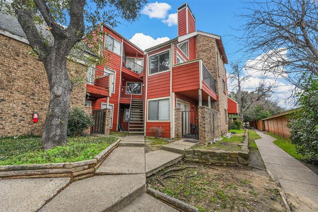 9825 Walnut Street 206, Dallas, TX 75243