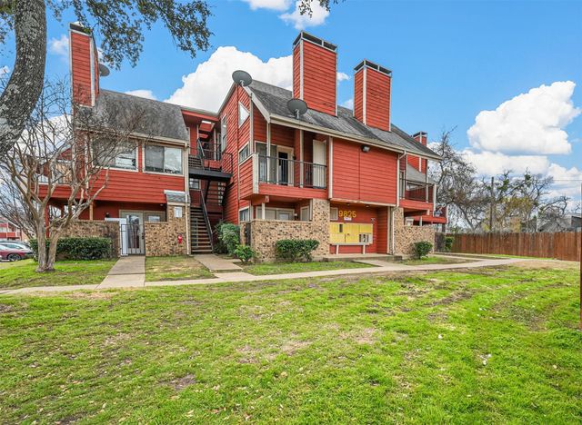 9825 Walnut Street 206, Dallas, TX 75243