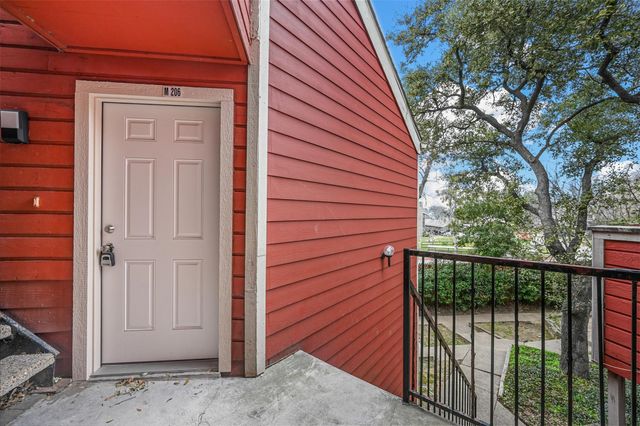 9825 Walnut Street 206, Dallas, TX 75243