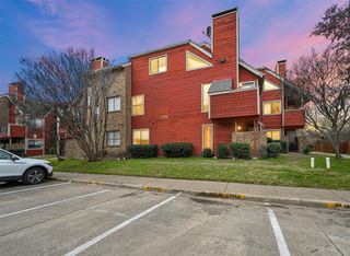 9825 Walnut Street 206, Dallas, TX 75243