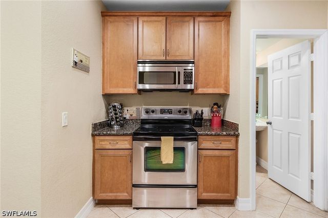 9817 Cristalino View WAY 103, Fort Myers, FL 33908