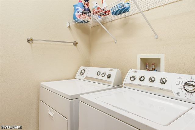 9817 Cristalino View WAY 103, Fort Myers, FL 33908