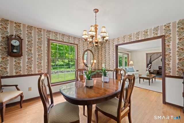 60 Shepard Hill Road, Newtown, CT 06470