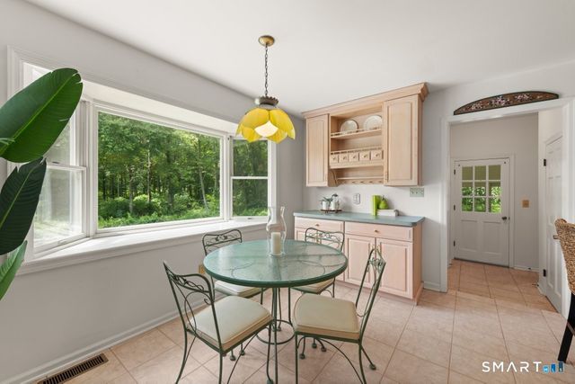 60 Shepard Hill Road, Newtown, CT 06470