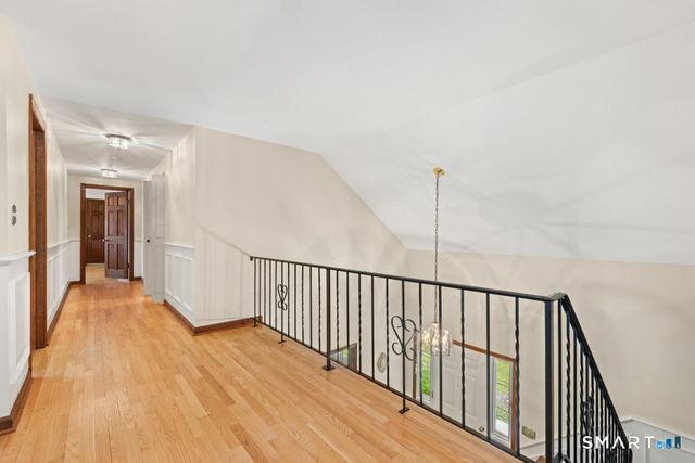 60 Shepard Hill Road, Newtown, CT 06470