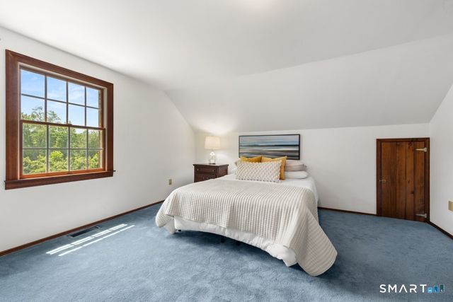 60 Shepard Hill Road, Newtown, CT 06470
