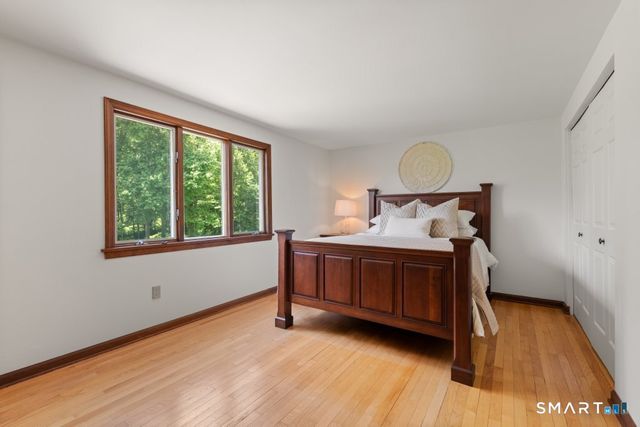60 Shepard Hill Road, Newtown, CT 06470