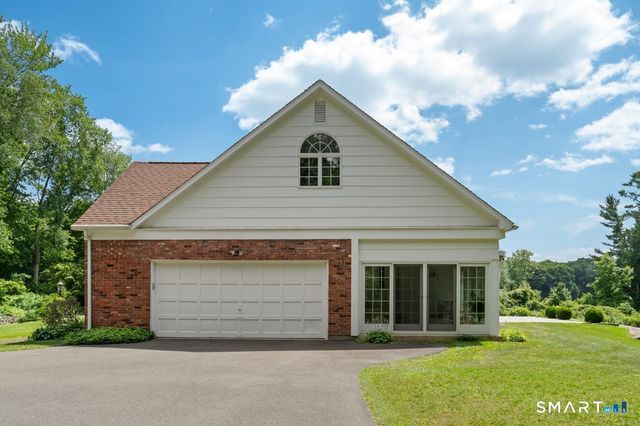 60 Shepard Hill Road, Newtown, CT 06470
