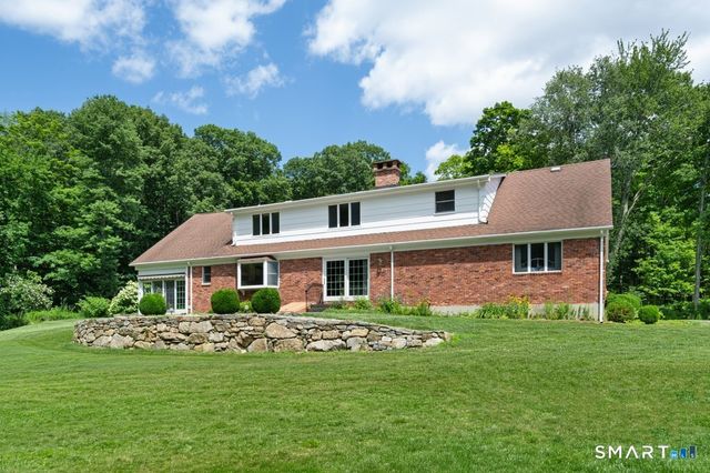 60 Shepard Hill Road, Newtown, CT 06470