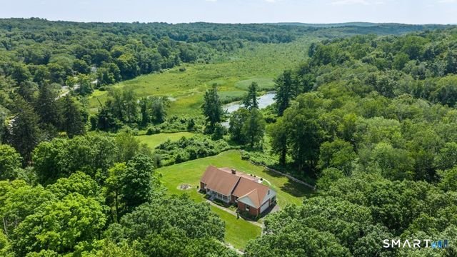 60 Shepard Hill Road, Newtown, CT 06470