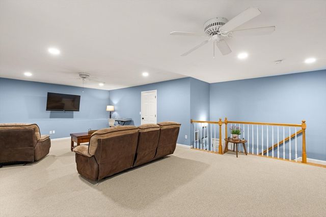 119 Revere St L, Canton, MA 02021