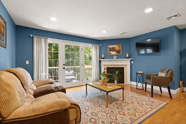 119 Revere St L, Canton, MA 02021