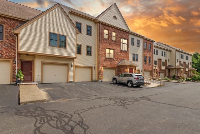 119 Revere St L, Canton, MA 02021
