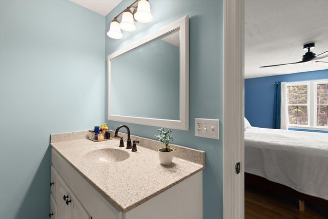 119 Revere St L, Canton, MA 02021