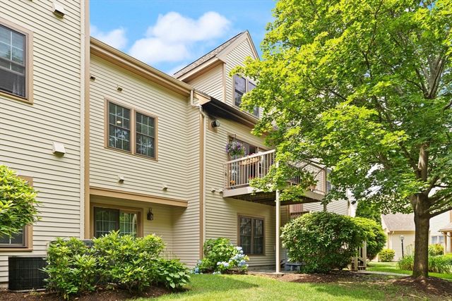 119 Revere St L, Canton, MA 02021
