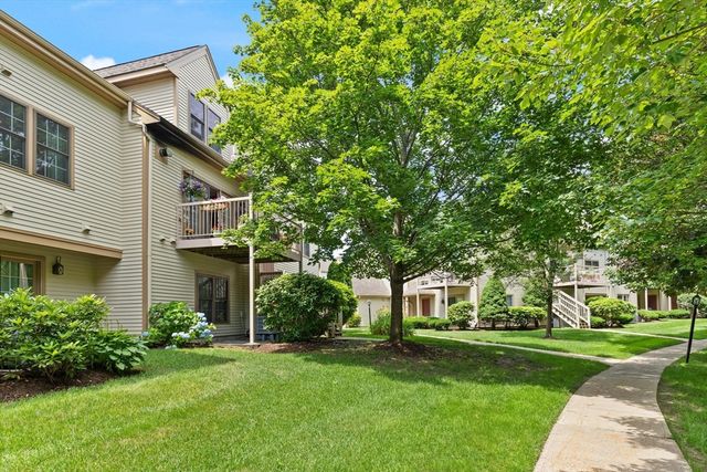 119 Revere St L, Canton, MA 02021