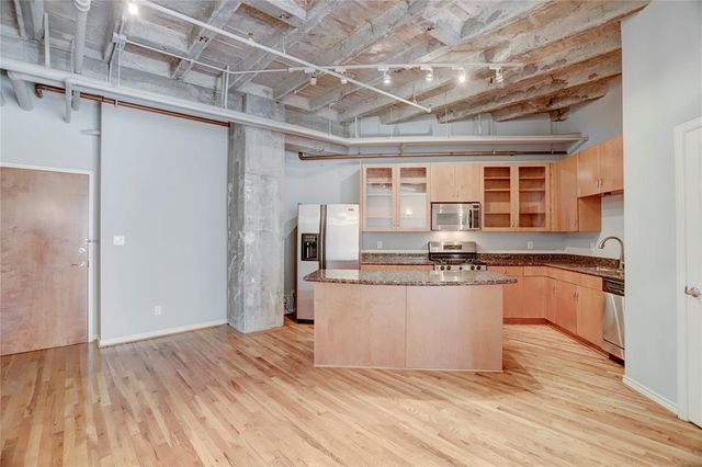 201 Main Street 3H, Houston, TX 77002