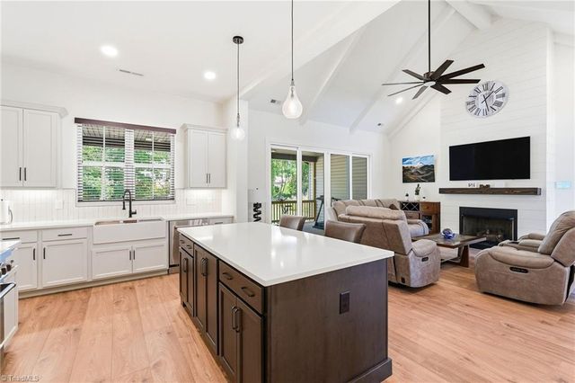 7606 Monty Drive, Kernersville, NC 27284